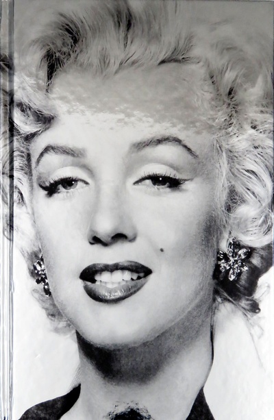 Книга: Marilyn Monroe and the Camera. Photographs 1945-1962 (Georges Belmont, Jane Russel) ; Schirmer/Mosel, 2022 