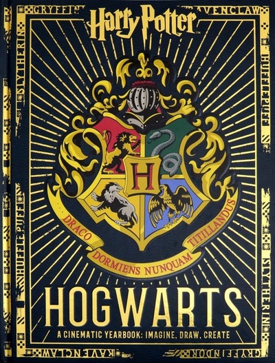 Книга: Harry Potter. Hogwarts. A Cinematic Yearbook; Scholastic Inc., 2016 