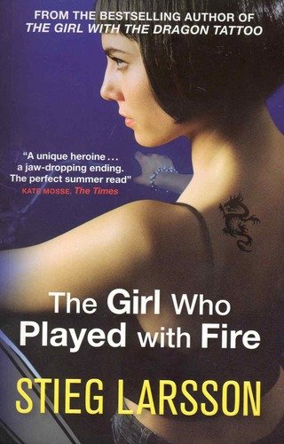 Книга: The Girl Who Played with Fire (Ларссон Стиг) ; Quercus, 2009 