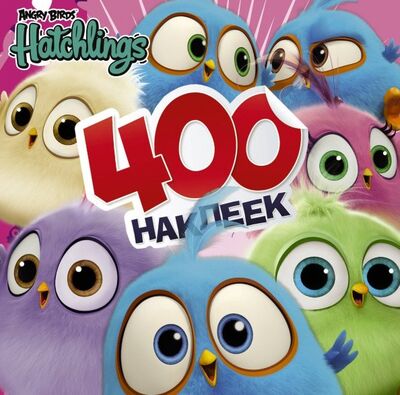 Книга: Angry Birds. Hatchlings. 400 наклеек (.) ; АСТ, 2018 