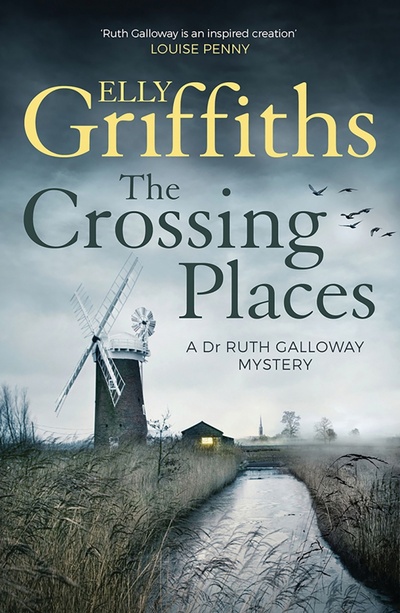 Книга: The Crossing Places (Griffiths Elly) ; Quercus, 2016 