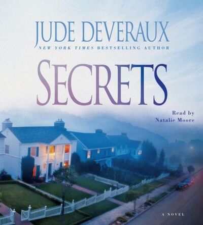 Книга: Secrets (Джуд Деверо) ; Gardners Books